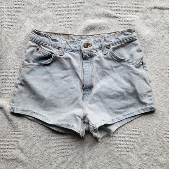 Levi's Vintage Orange Tab 90's 512-912 Slim Fit Cut Off Denim Shorts- Light Wash - Picture 1 of 8